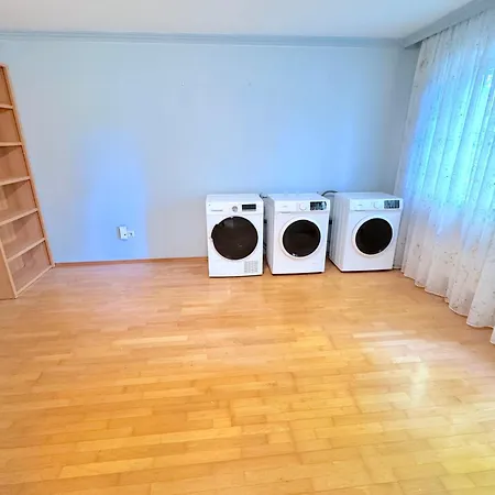 Apartmenthaus Wohnbau Gmbh Gebrüder Laurent Pensión Landau an der Isar