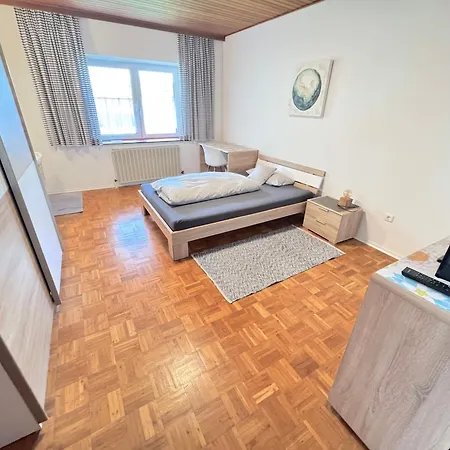 Pensión Apartmenthaus Wohnbau Gmbh Gebrüder Laurent 3*