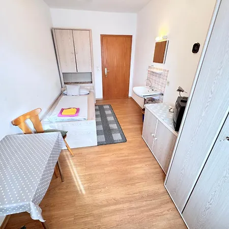 Apartmenthaus Wohnbau Gmbh Gebrueder Laurent 3*