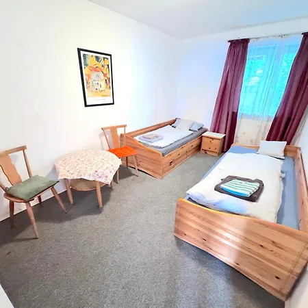 게스트하우스 Apartmenthaus Wohnbau Gmbh Gebrueder Laurent