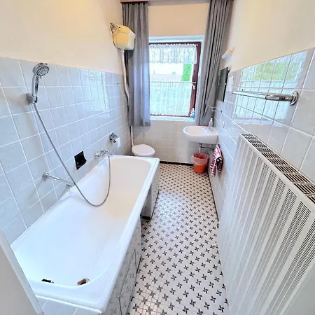 게스트하우스 Apartmenthaus Wohnbau Gmbh Gebrueder Laurent