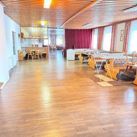 Apartmenthaus Wohnbau Gmbh Gebrueder Laurent 게스트하우스 3*