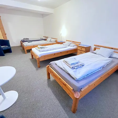 Maison d'hôtes Apartmenthaus Wohnbau Gmbh Gebrueder Laurent