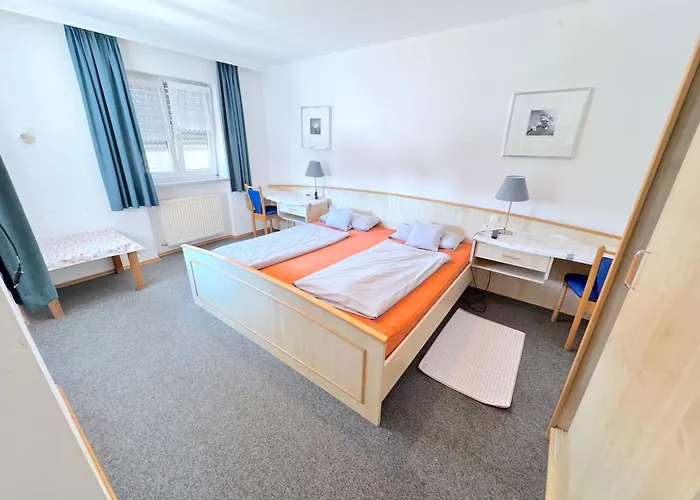 Apartmenthaus Wohnbau Gmbh Gebrueder Laurent Konukevi