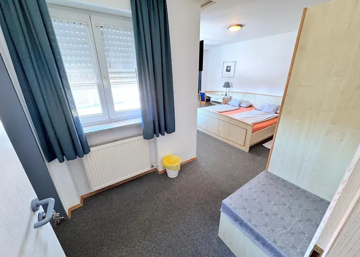 Konukevi Apartmenthaus Wohnbau Gmbh Gebrueder Laurent 3*