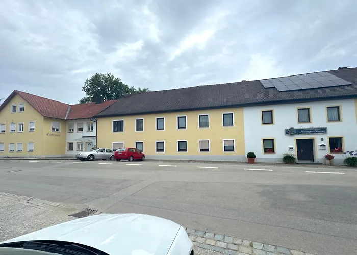 Apartmenthaus Wohnbau Gmbh Gebrueder Laurent Landau an der Isar