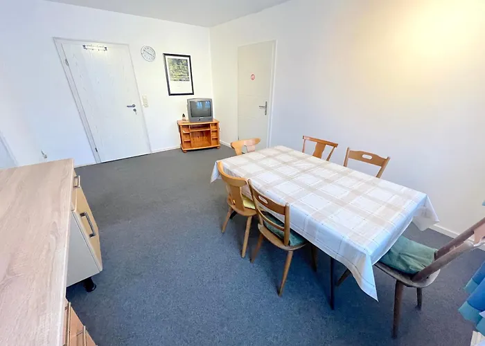 Apartmenthaus Wohnbau Gmbh Gebrueder Laurent Konukevi